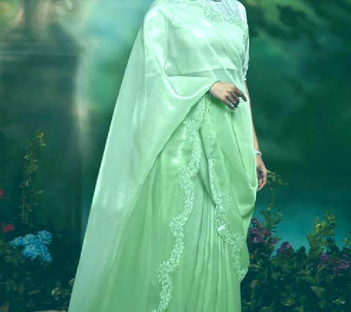 Luna Crespia escort
