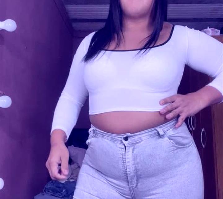 Luna Medrano escort