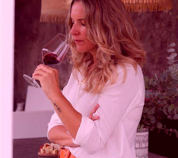 María Marracos escort