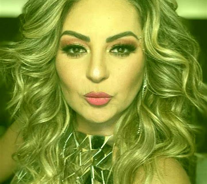 Mariana 3 Lerin escort