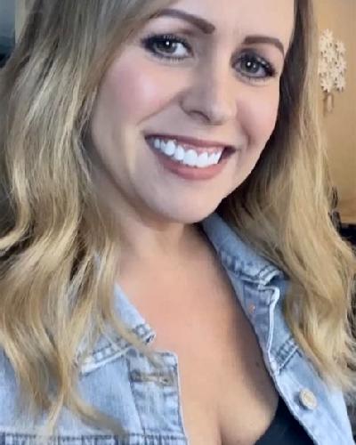 Marta 2 Haria escort