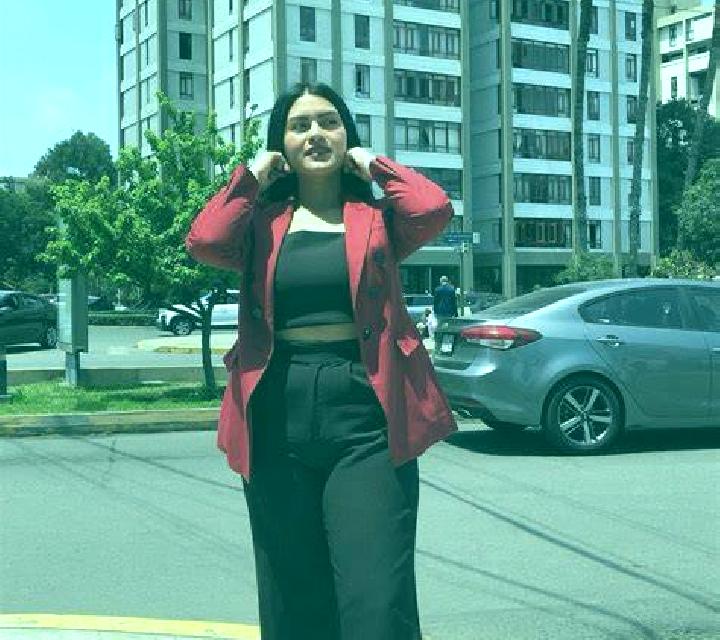 Martina Artieda escort