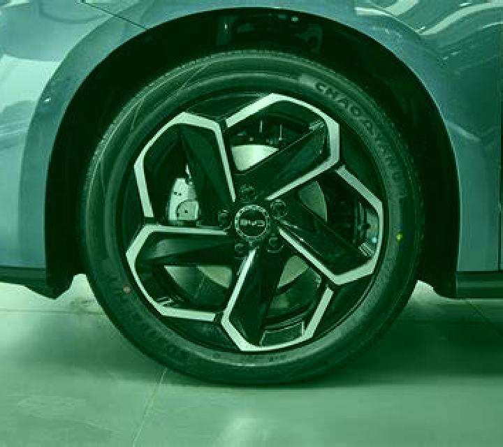 Natalia Azutan escort