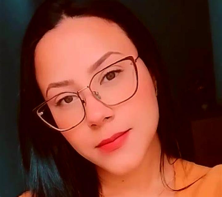 Ángela 2 Campamento escort