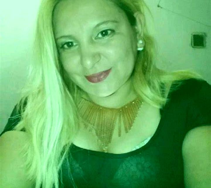 Ángela 2 Llado escort