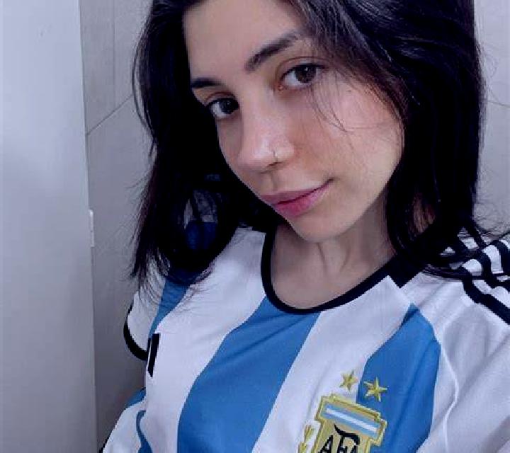 Ángela Valfarta escort