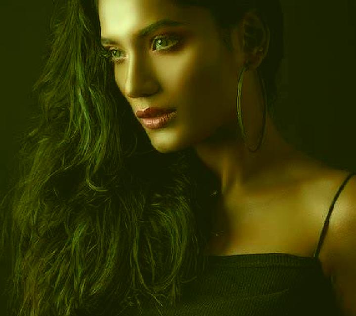 Noa Bolbaite escort