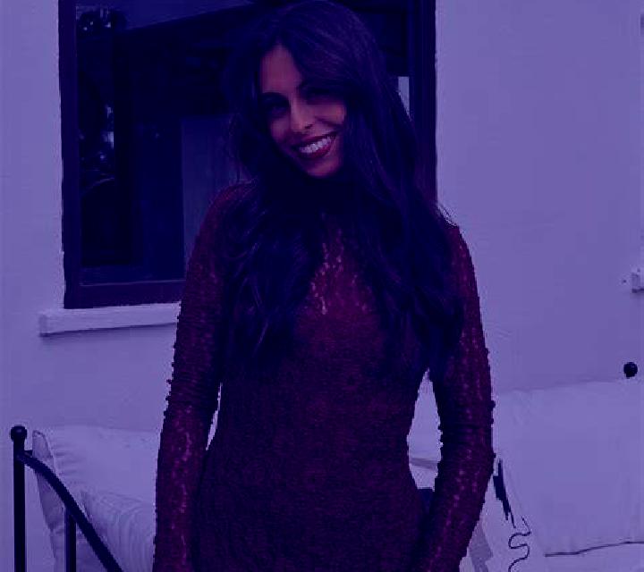 Noa Tirapu escort
