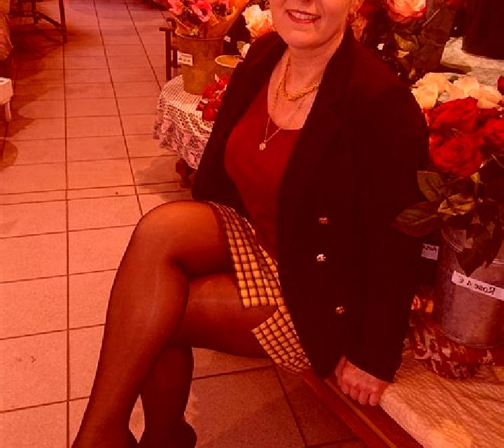 Noelia Almensilla escort