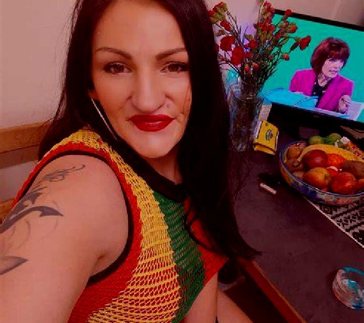 Nora 2 Argamasilla de Alba escort