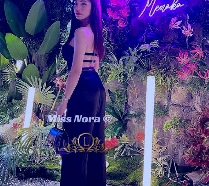 Nora Elche escort