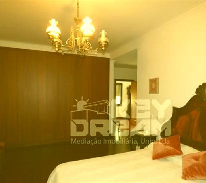 Paloma Cerecinos de Campos escort