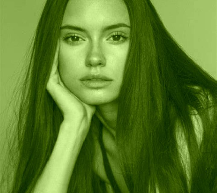 Paloma Teia escort