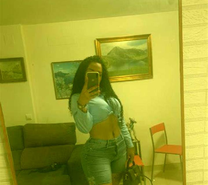 Patricia Carbajales de Alba escort
