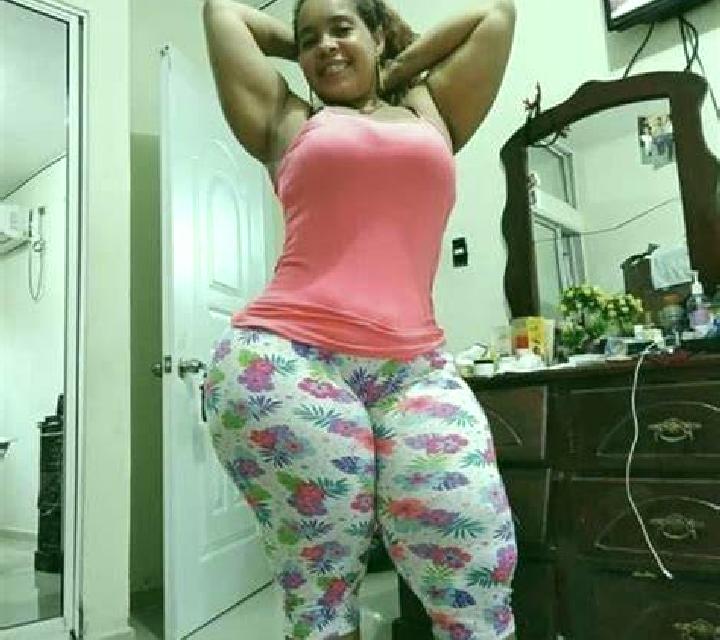 Paula 3 Hueneja escort
