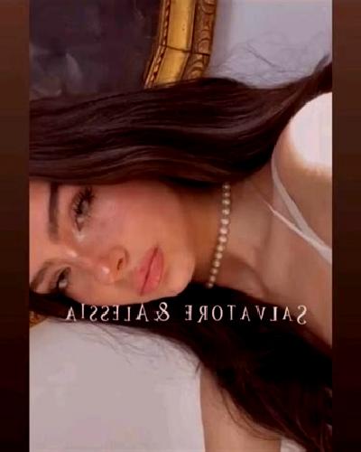 Renata 2 Madrigal de la Vera escort