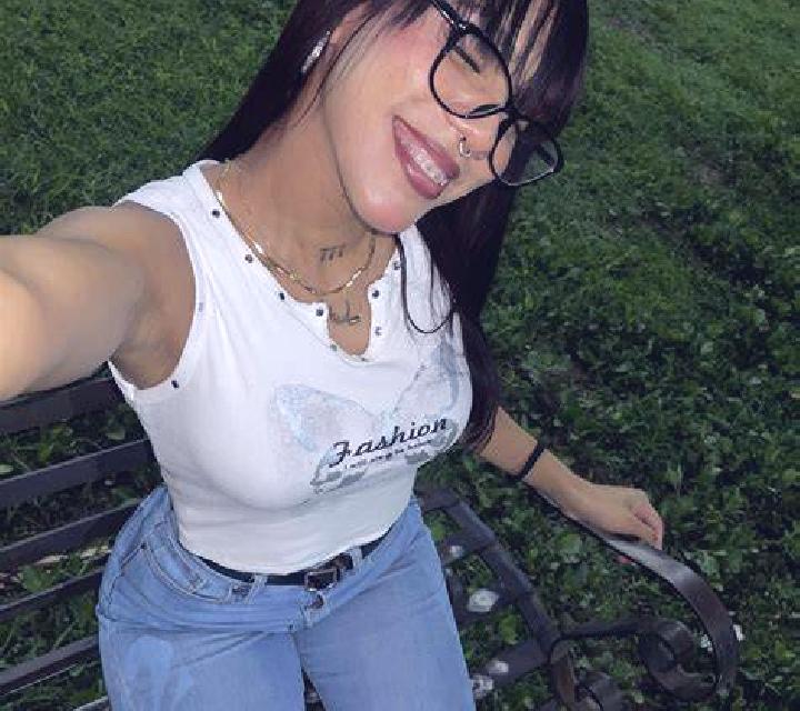 Renata 3 Aldeanueva de la Sierra escort