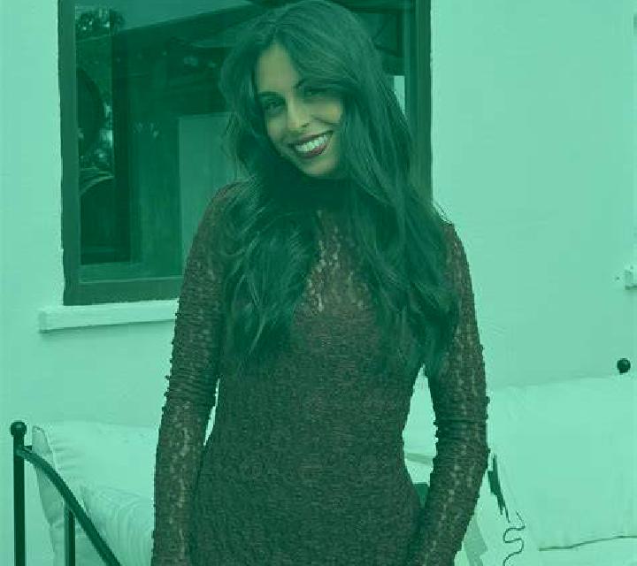 Renata 3 Ona escort