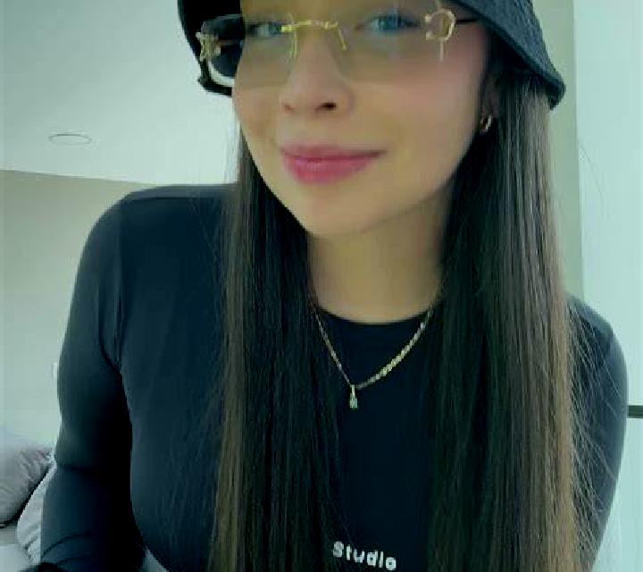Rosa Caparroso escort