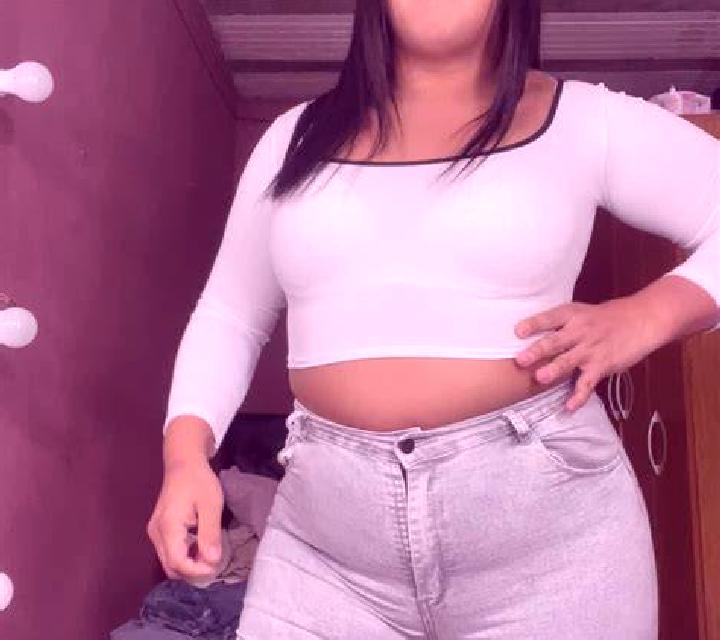 Salma 2 Yepes escort