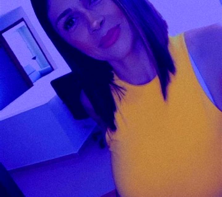 Salma 3 Roses escort