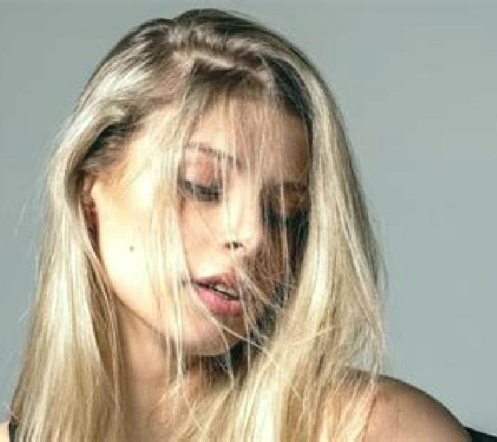 Sara Canamero escort