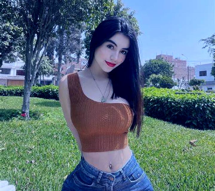 Sara Casa de Uceda escort