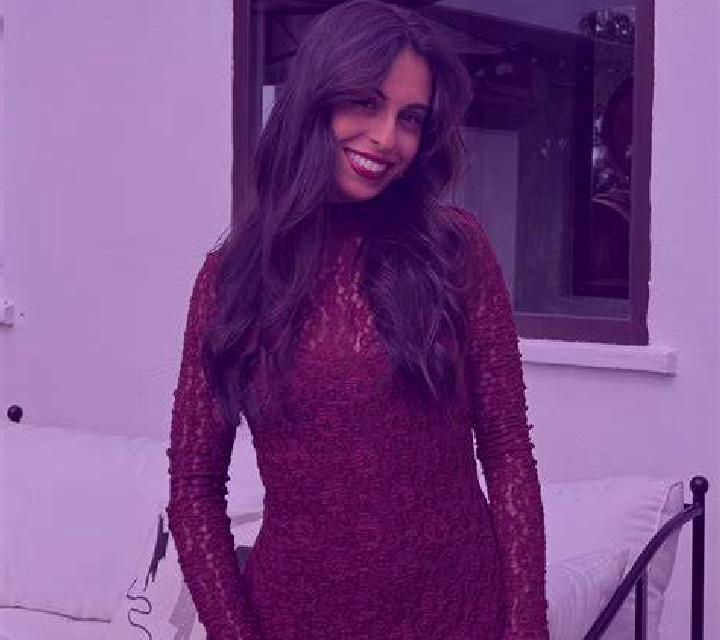 Sara Salvadios escort