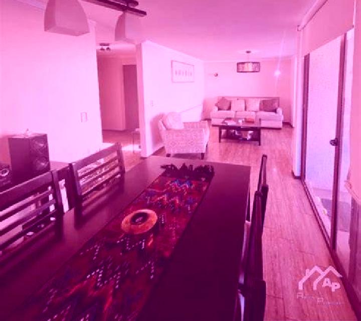 Sofía Garrovillas escort