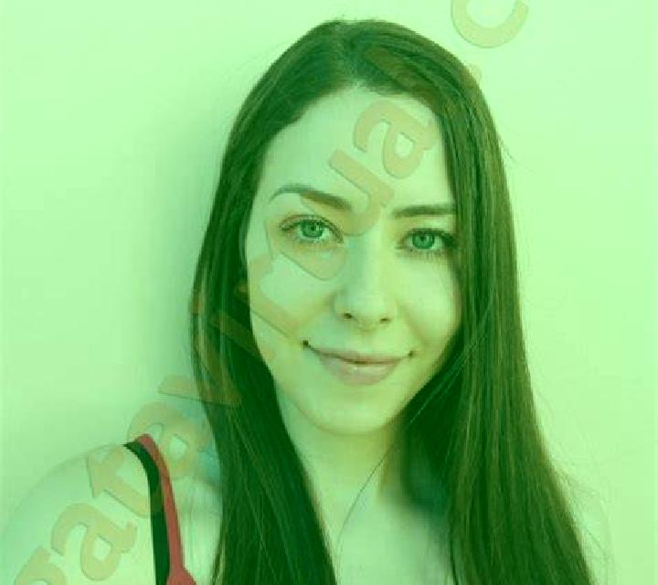 Valentina Allueva escort