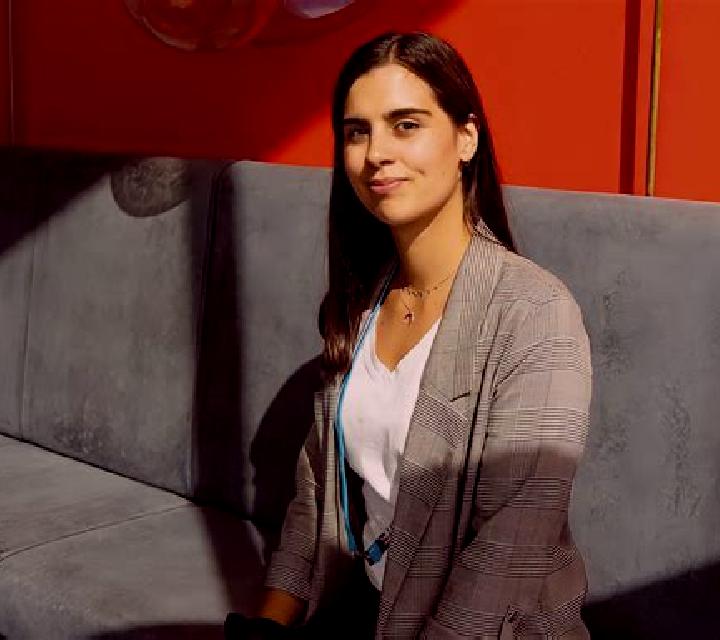 Valeria Falset escort