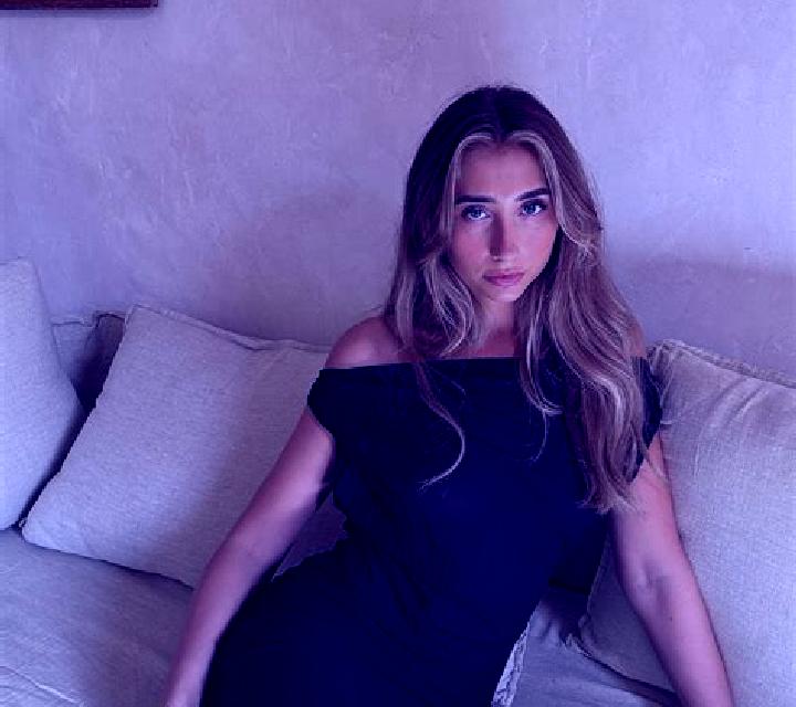 Vega Gosol escort