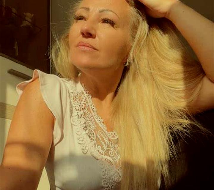 Vega Rossello escort