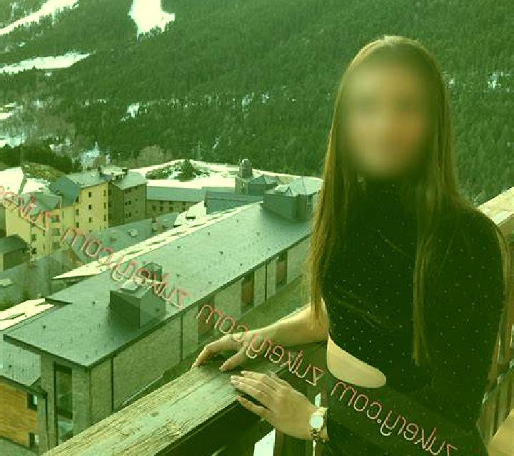 Yasmin 2 Camporrells escort