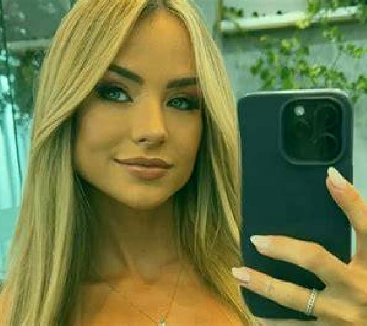 Yasmin Belchite escort