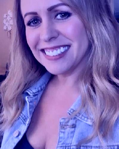 Yasmin Villaveza del Agua escort